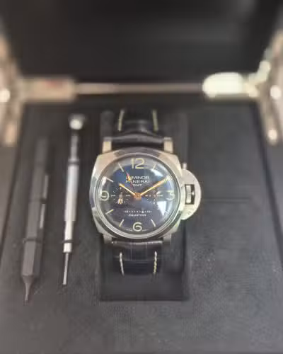 Alternative view of Panerai Luminor Equation Of Time - PAM 00670