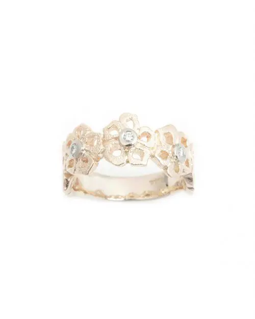 Van Bergen - Magnolia Ring i gult gull med diamanter