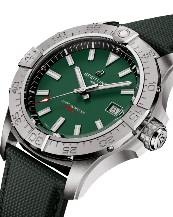 Alternative view of Breitling Avanger Automatic 42 - A17328101L1X1