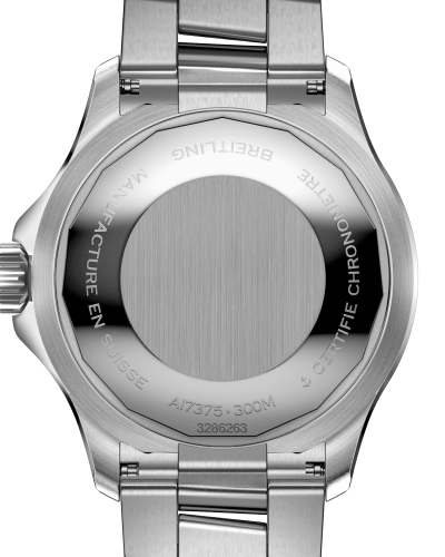 Alternative view of Breitling Superocean Automatic 42 - A17375E71C1A1