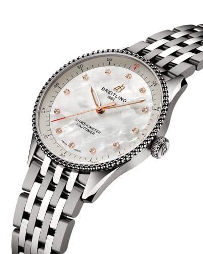 Alternative view of Breitling Navitimer 32 - A77320E61A2A1