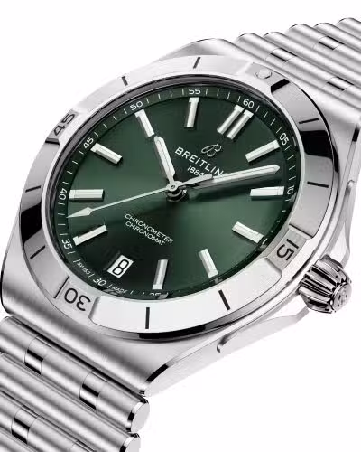 Alternative view of Breitling Chronomat B31 Automatic 40 - AB3114101L1A1