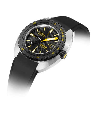 Alternative view of Doxa Sub 300 Beta Divingstar 42.5mm - 830.10.361.20