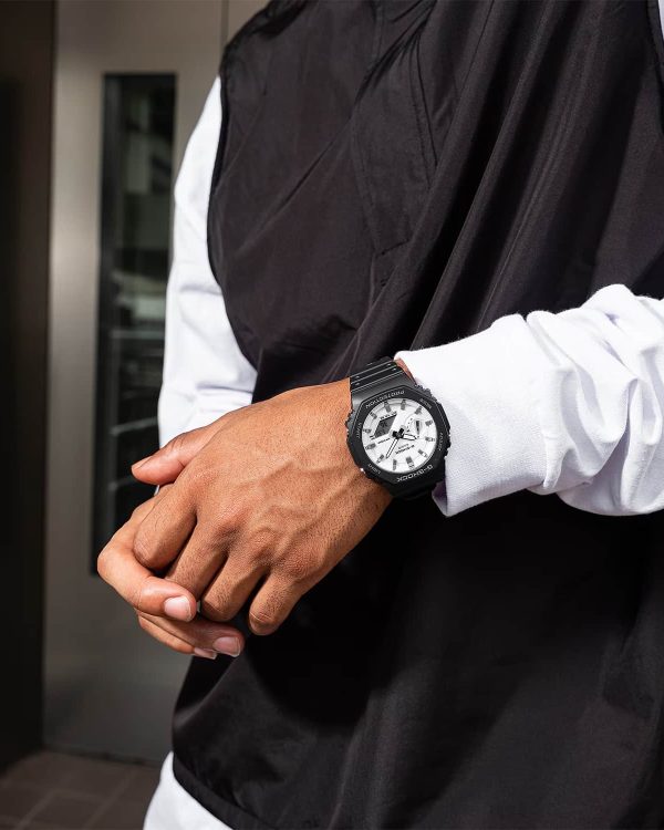 Alternative view of G-Shock 45mm - GA-2100WD-1AER