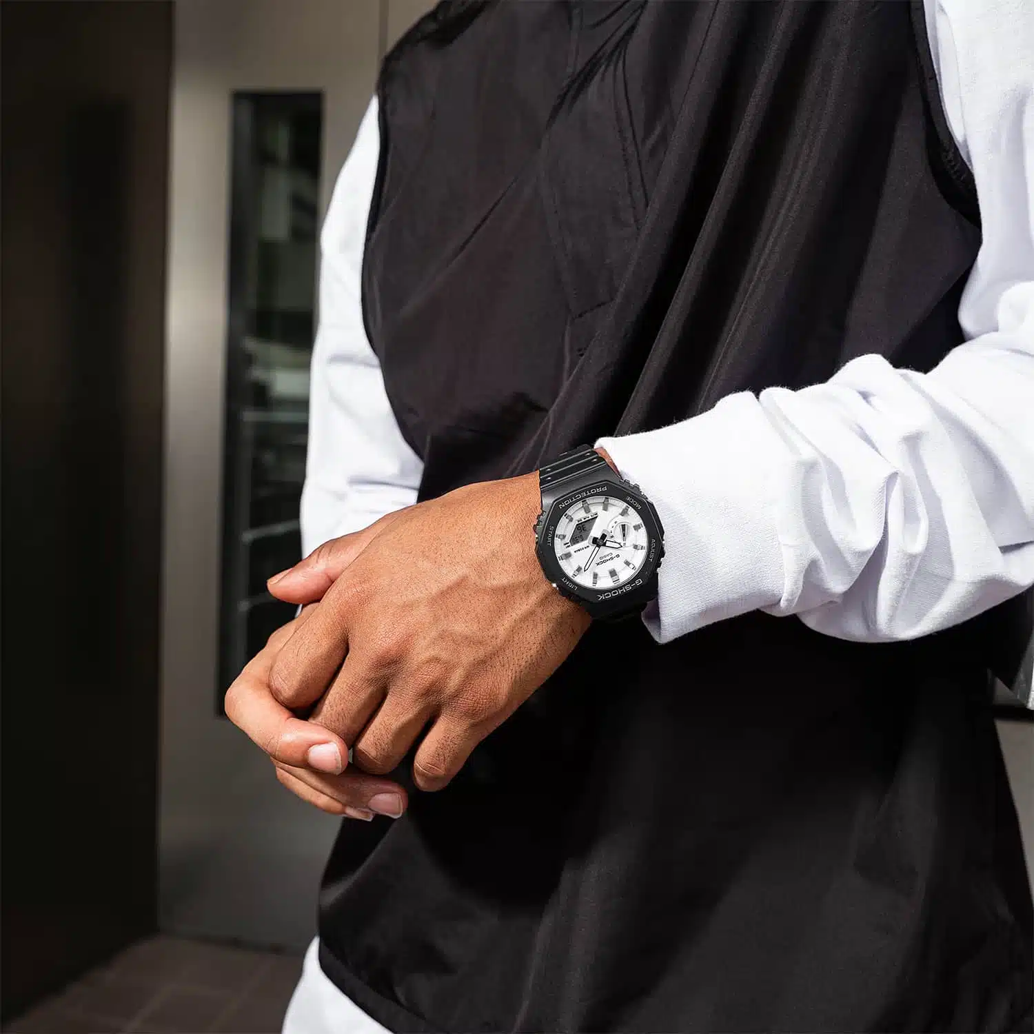 Casio G-SHOCK GA-2100WD-1AER – Sort/mørk klokke - Bilde 2