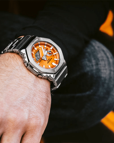Alternative view of Casio G-SHOCK GM-2110D-4AER – Rød/rosa klokke