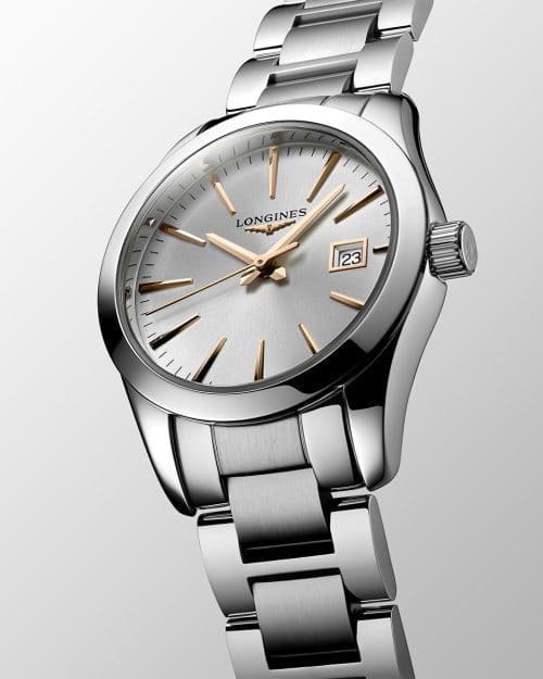 Alternative view of Longines Conquest Classic 29mm - L2.286.4.72.6