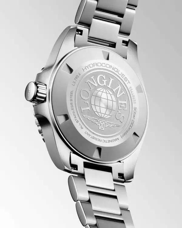 Alternative view of Longines HydroConqest GMT 41MM - L3.790.4.96.6