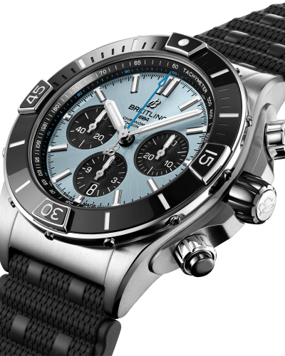 Alternative view of Breitling Super Chronomat B01 44 - PB0136251C1S1