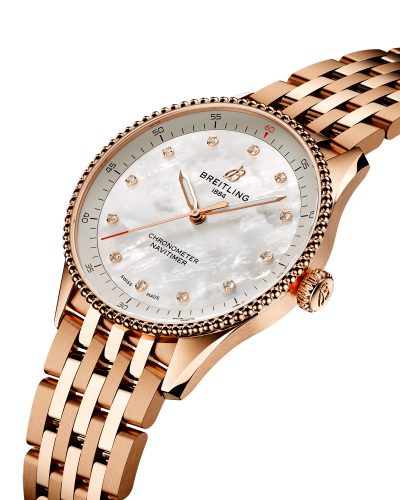 Alternative view of Breitling Navitimer 32 - R77320E61A1R1