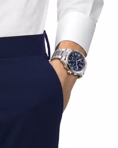 Alternative view of Tissot Chrono L 42mm - T116.417.11.042.00