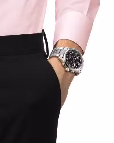 Alternative view of Tissot Chrono L 42mm - T116.417.11.052.00