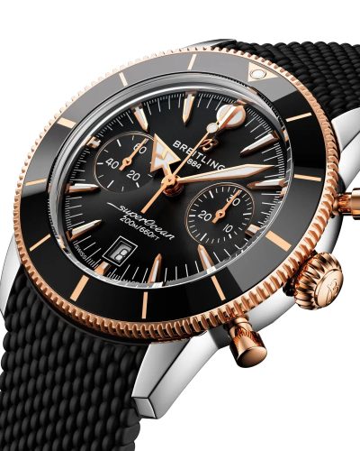 Alternative view of Breitling Superocean Heritage B01 Chronograph 42